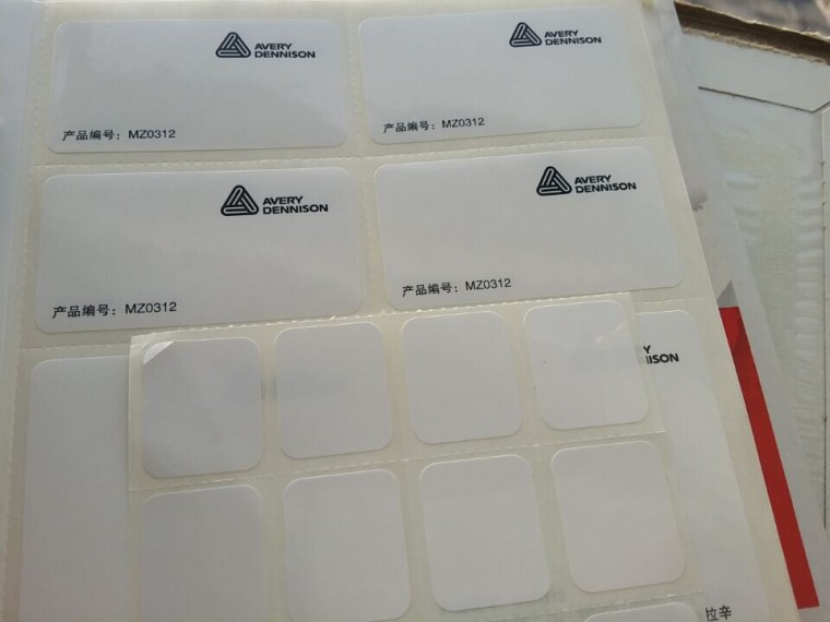 亮白PET標(biāo)簽
